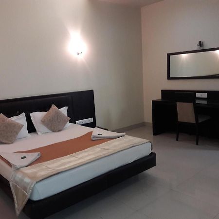 Hotel Western Inn Vasai-Virar Zewnętrze zdjęcie